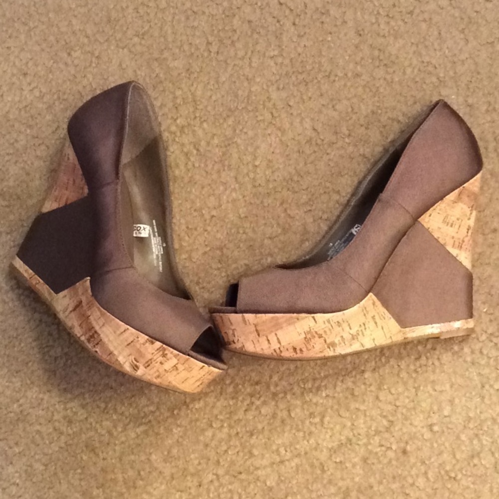 Mossimo Wedge Shoe